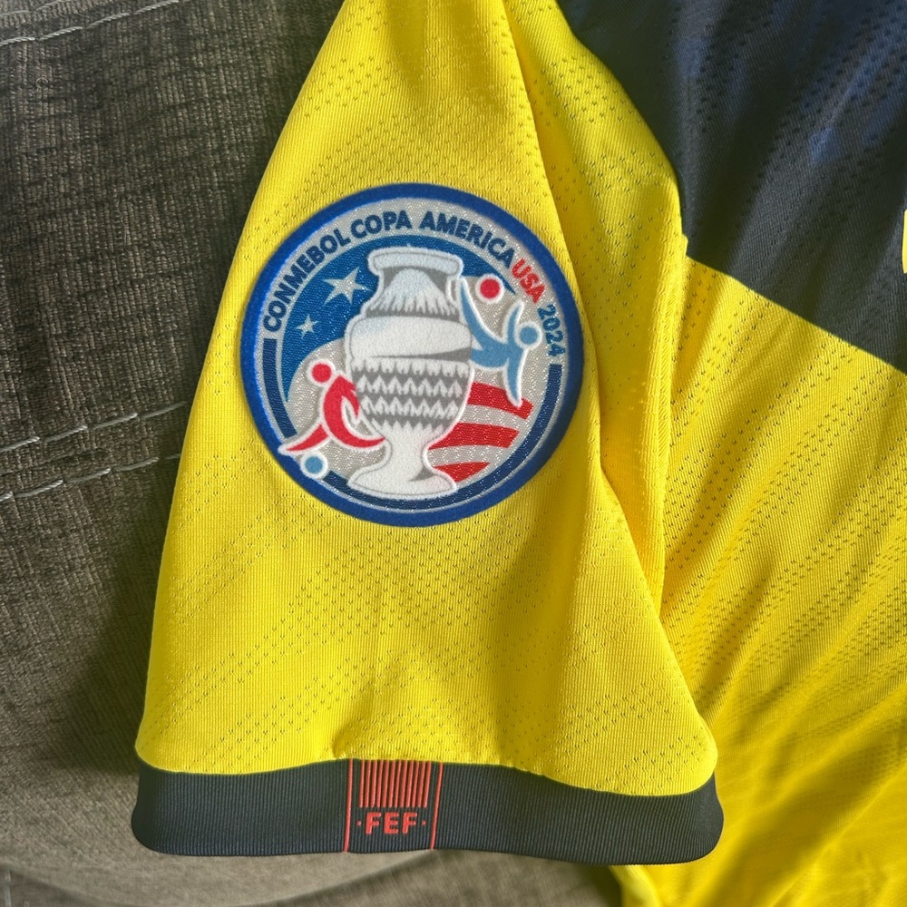 Marathon Authentic Ecuador Copa America 2024 Willian Pacho Jersey Men’s Sz: M - Picture 6 of 9